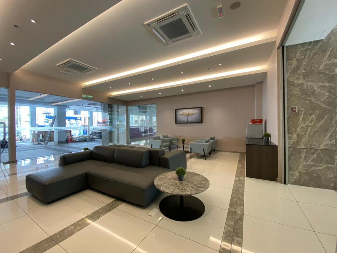 Frazel Inn Hotel Парит Бунтар Екстериор снимка
