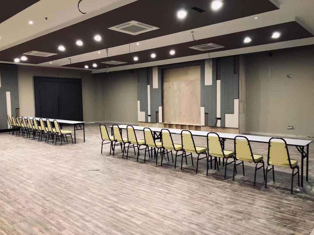 Frazel Inn Hotel Парит Бунтар Екстериор снимка